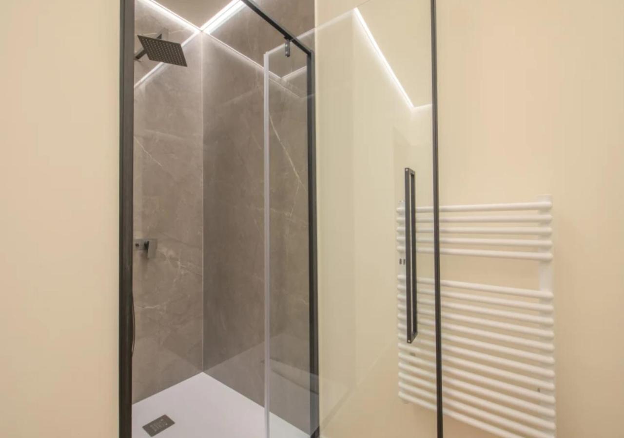 Sweett- Luxury Torino Apartman Milánó Kültér fotó