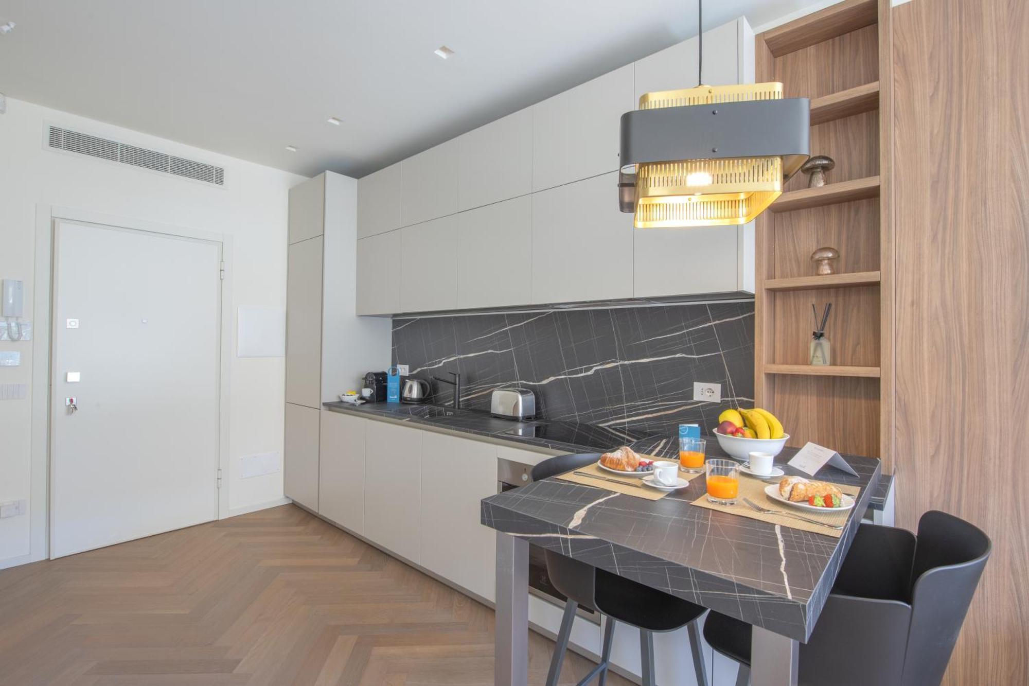 Sweett- Luxury Torino Apartman Milánó Szoba fotó